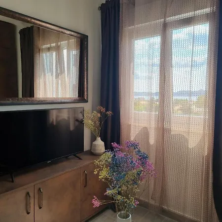 Beautifull Bell With Balcony And Sea View In Zara