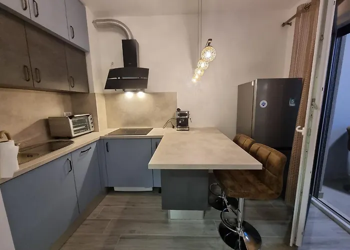 Apartman Beautifull Bell With Balcony And Sea View In