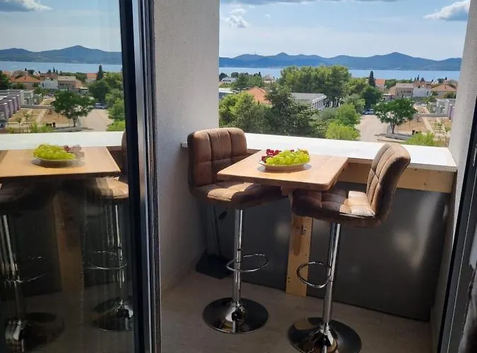 Beautifull Bell With Balcony And Sea View In *